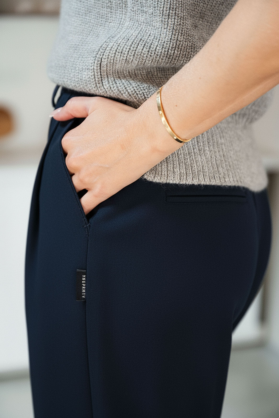 Kalhoty a �ortky Emily virgin wool dark navy