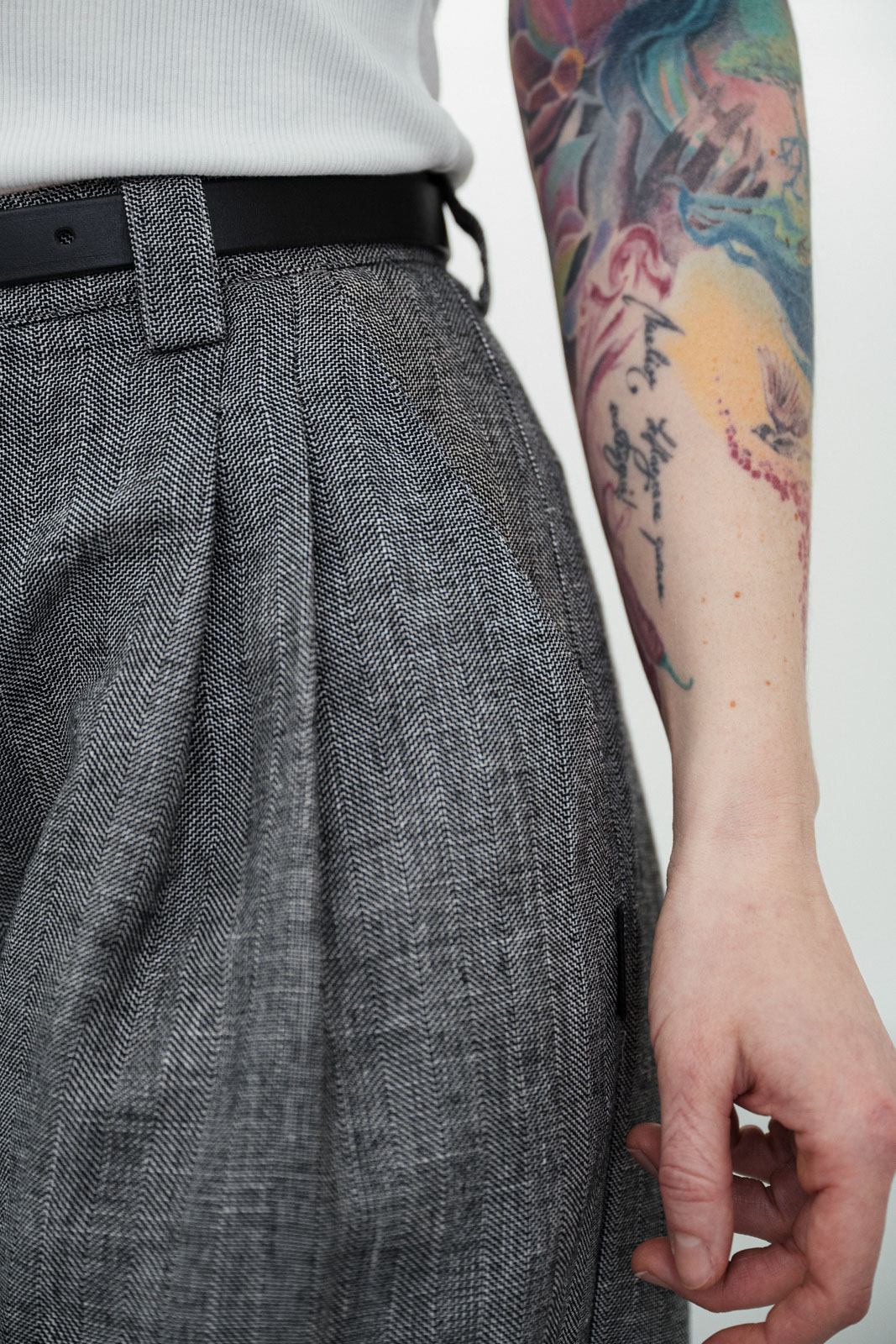 Kalhoty a �ortky Bela crop BW ryb� kostra