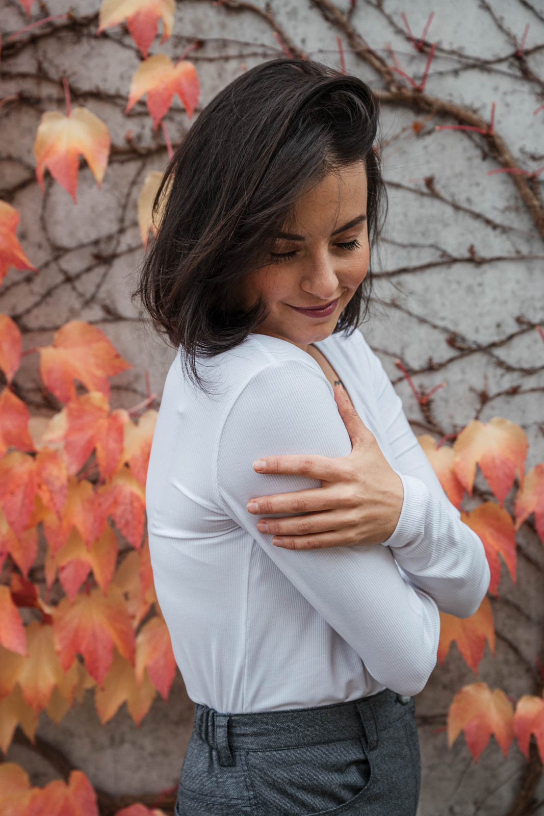 Tri�ka Samanta white