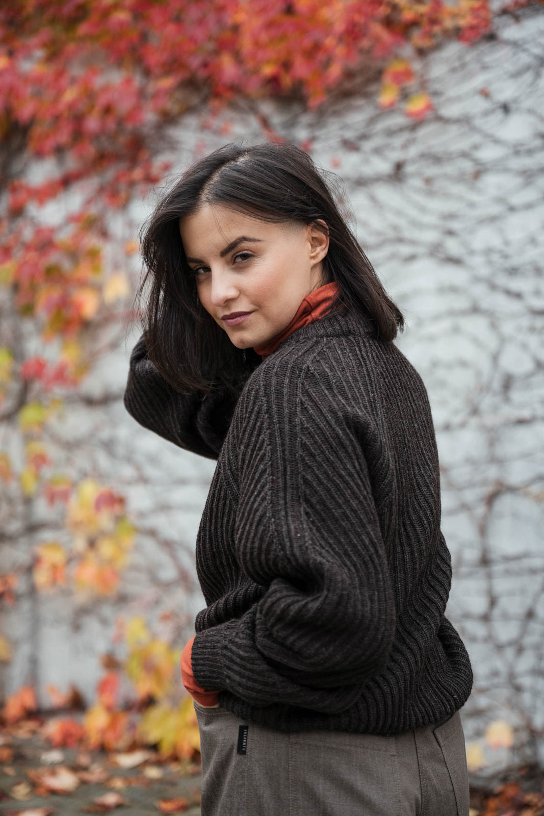 svetry merino Gwen dark chocolate