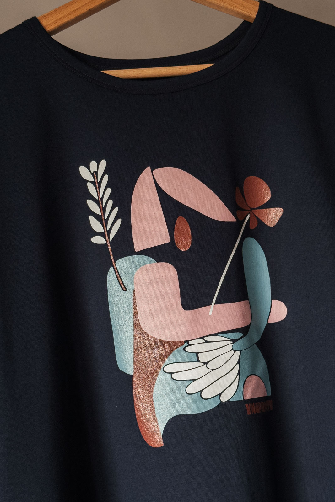 tri�ko s potiskem Muse navy