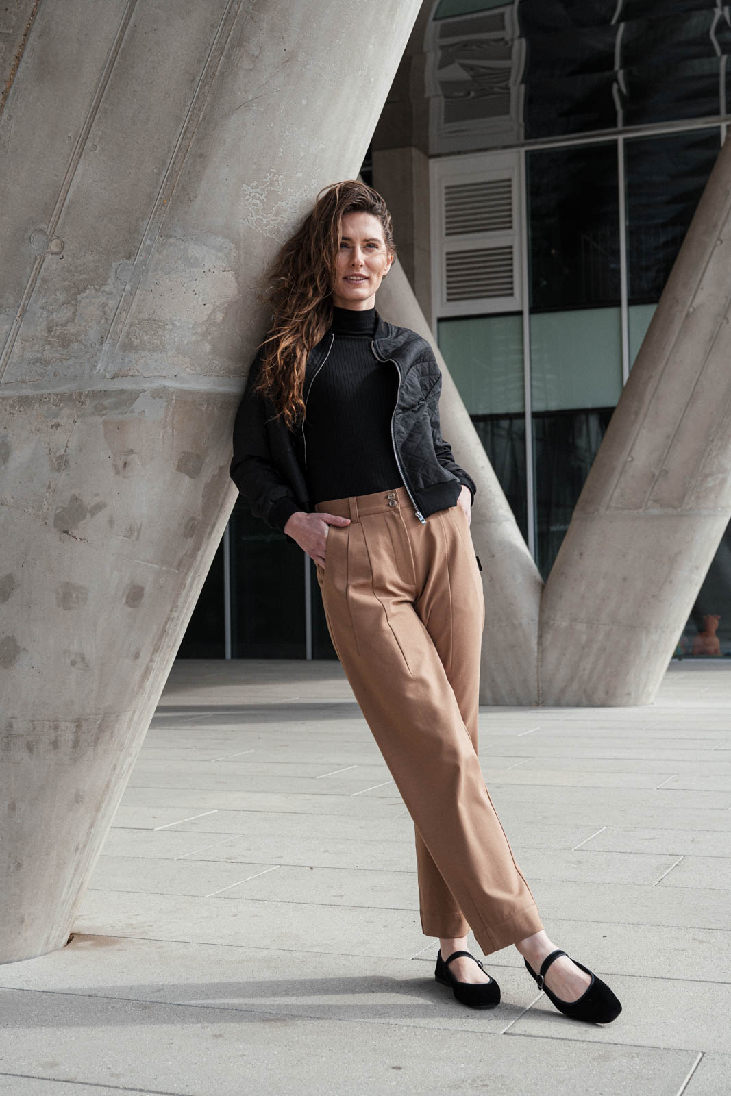 Kalhoty a �ortky Laura camel