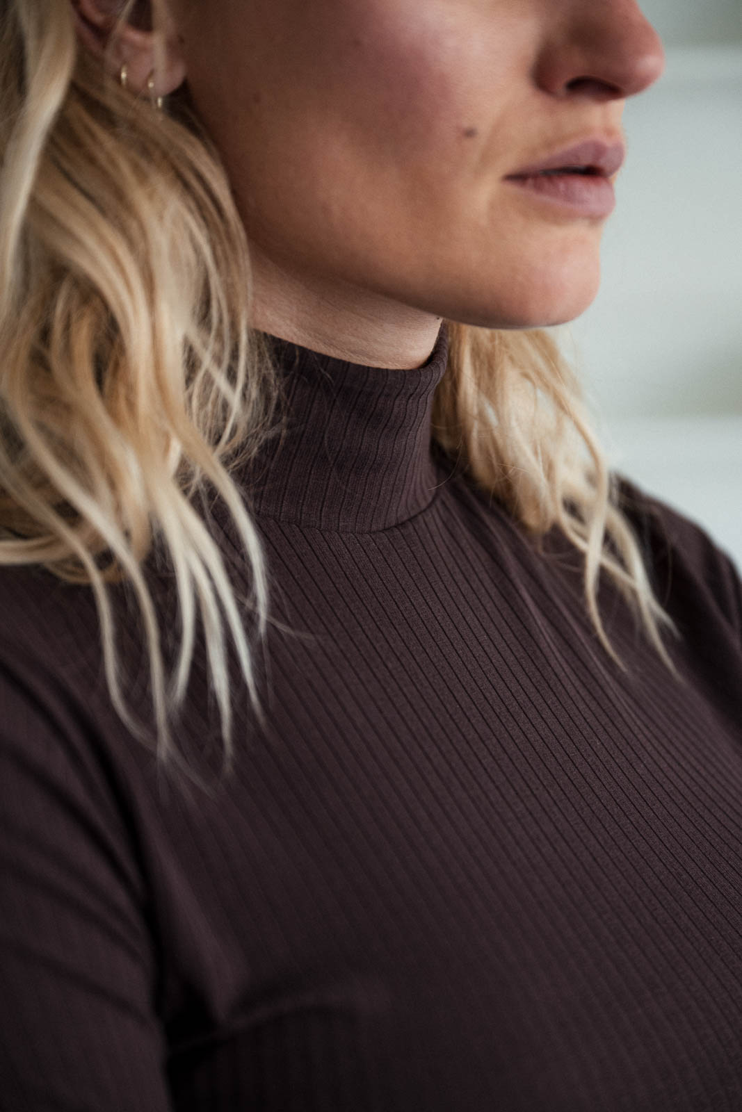 Basic collection Alma dark chocco rib
