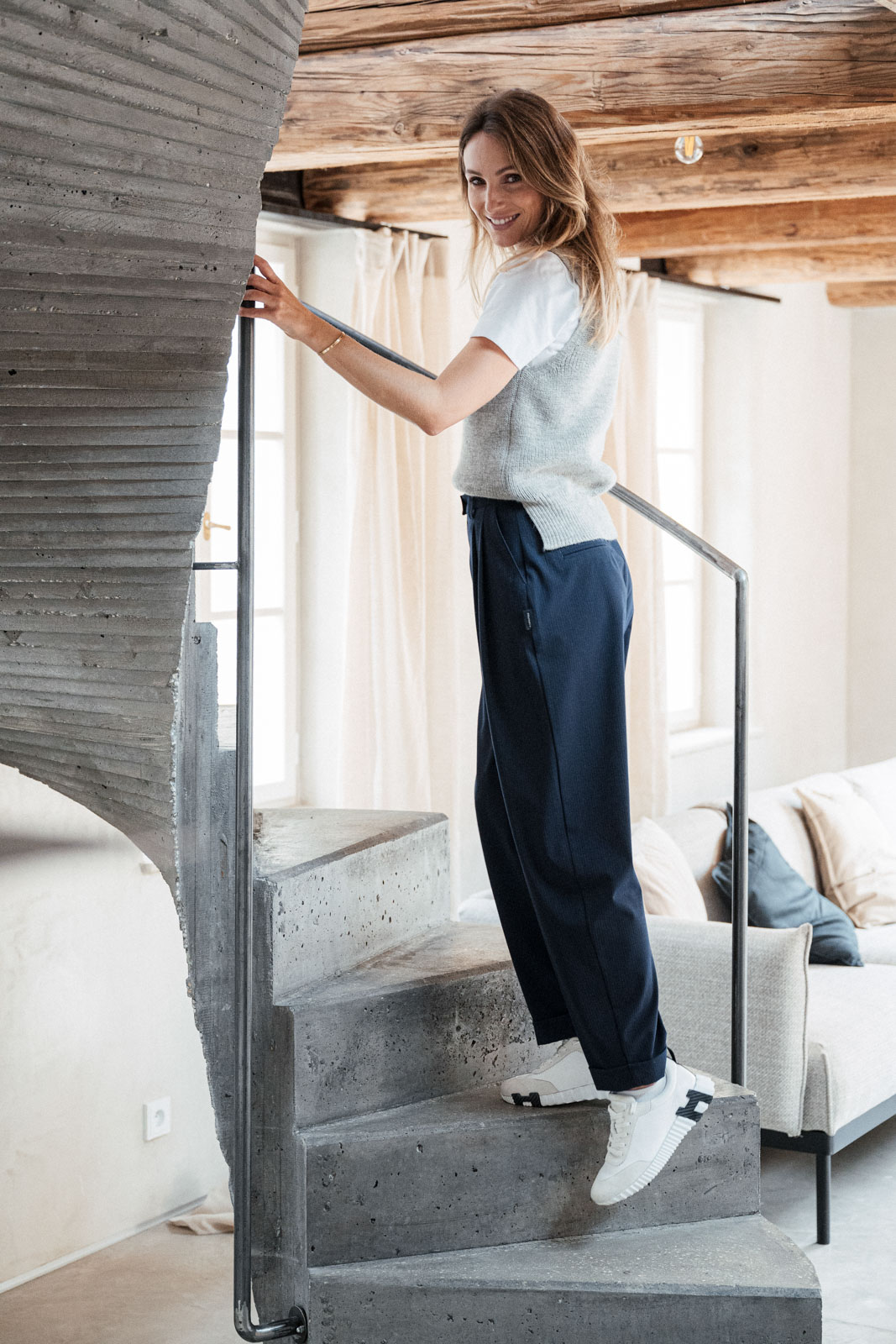 Kalhoty a �ortky Emily virgin wool dark navy