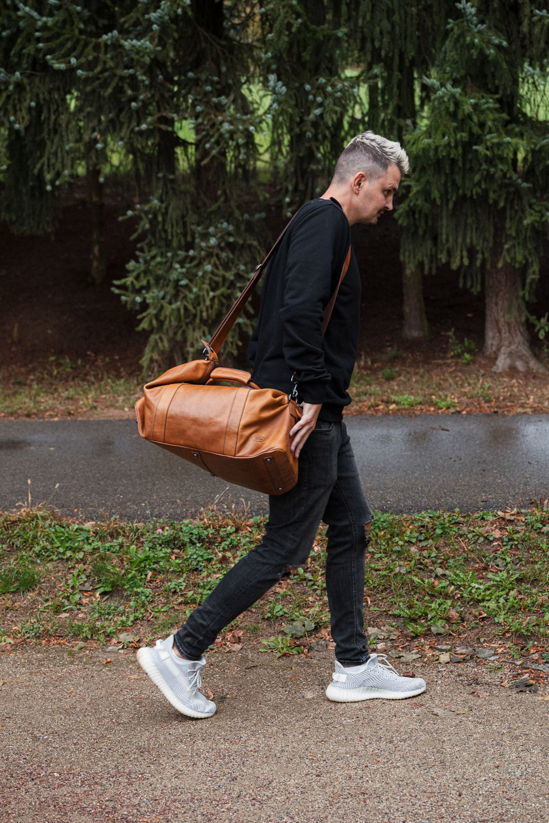 mikiny & svetry Elon �ern�