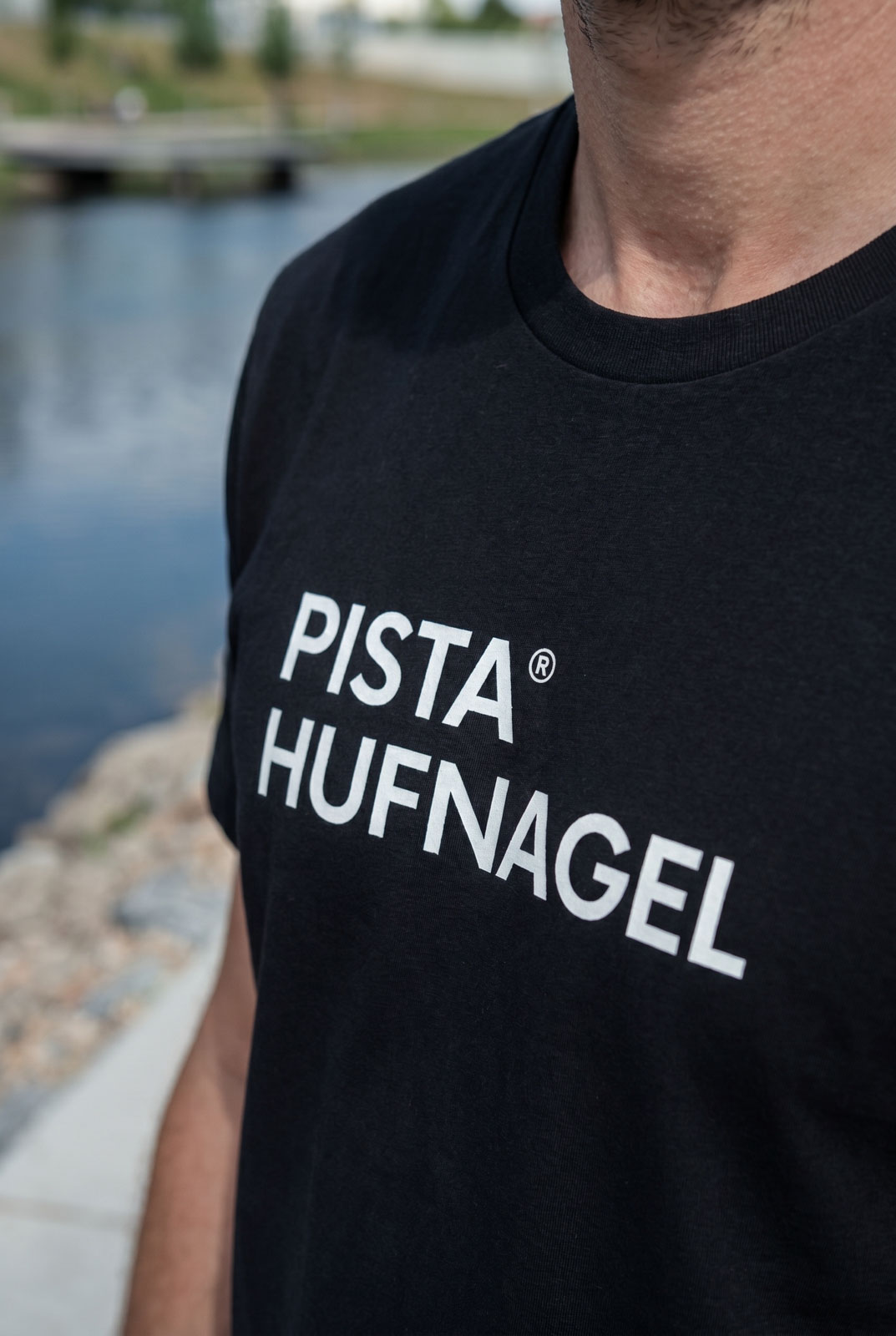 True Primitive edition Pista Hufnagel black