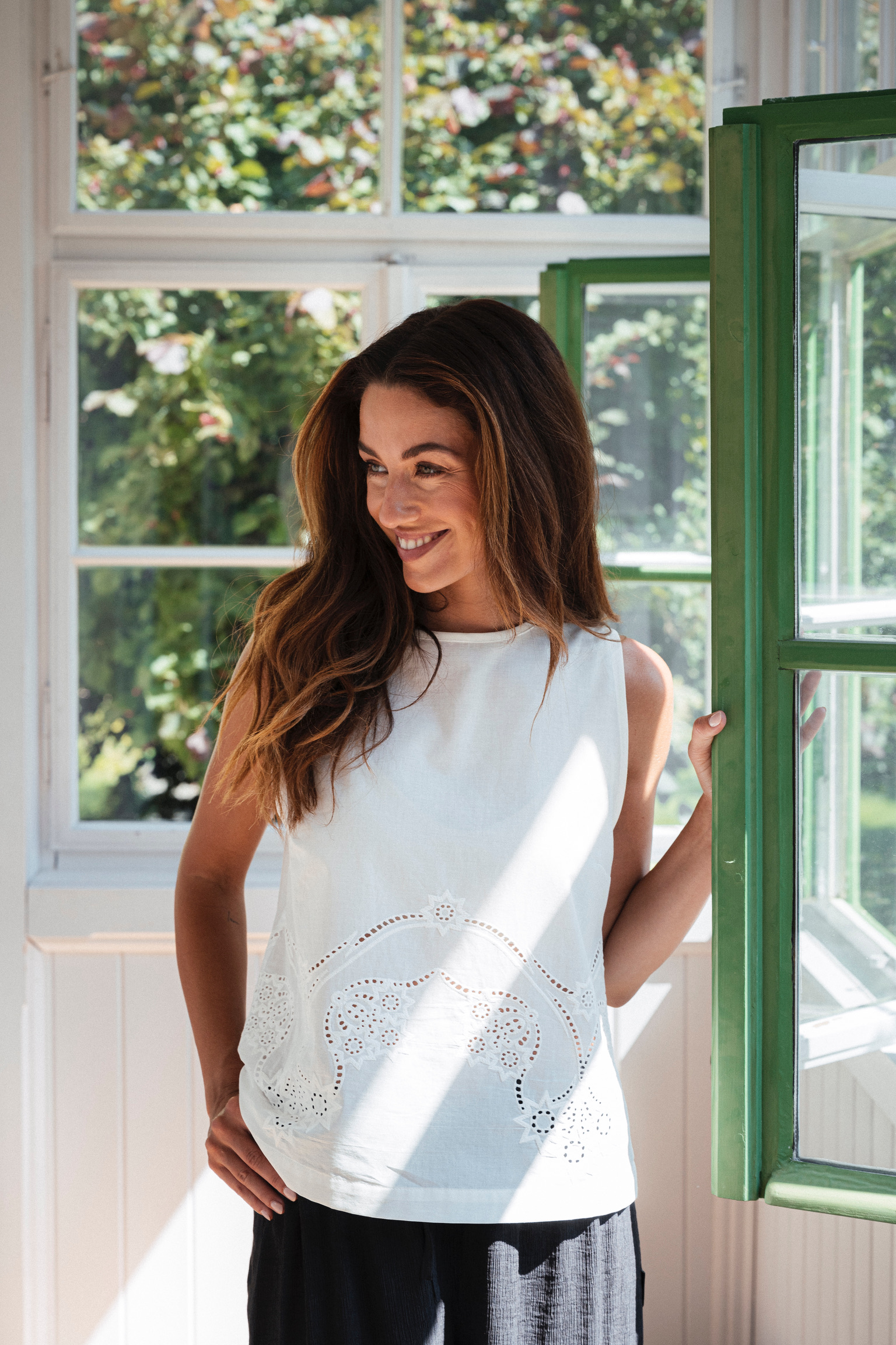 Halenky Flora bordura b�l� bordura