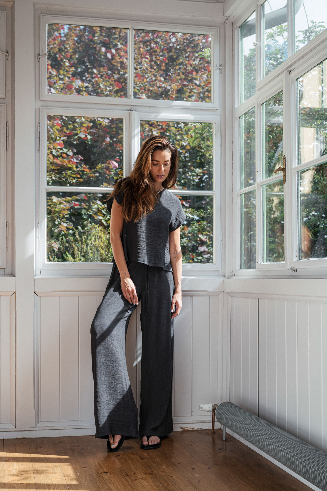Kalhoty a �ortky Louise charcoal