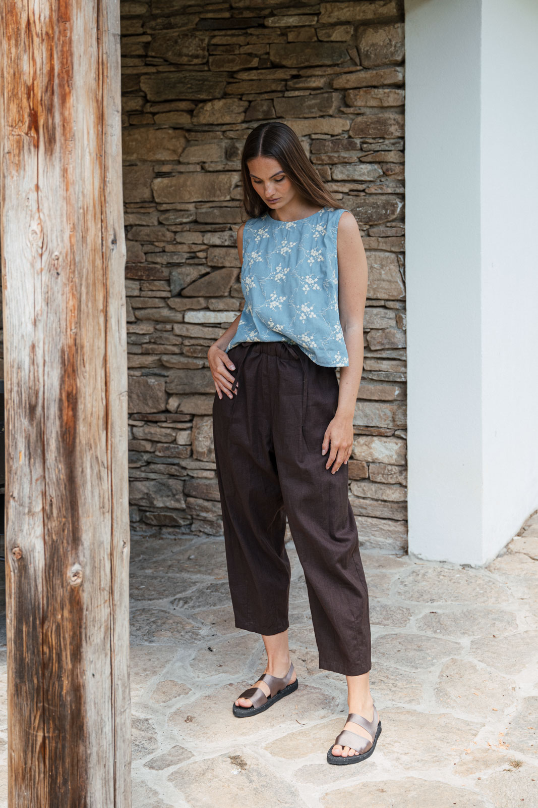 Kalhoty a �ortky Sunna Len chocolate linen