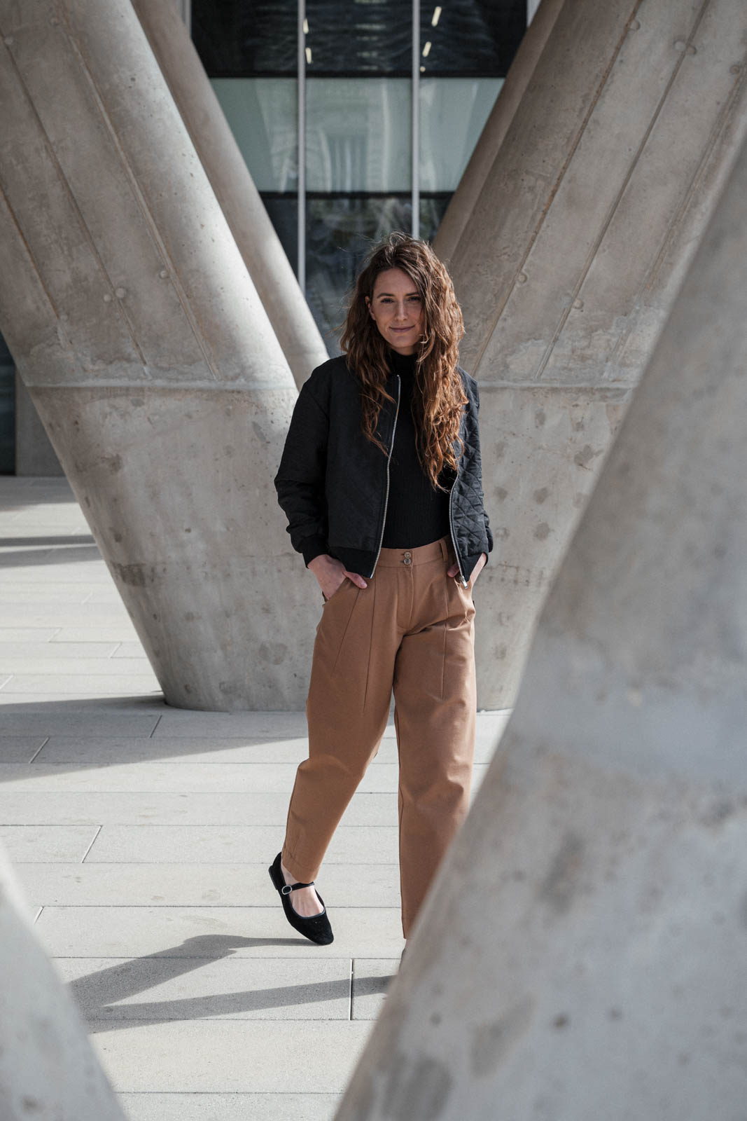 Kalhoty a �ortky Laura camel