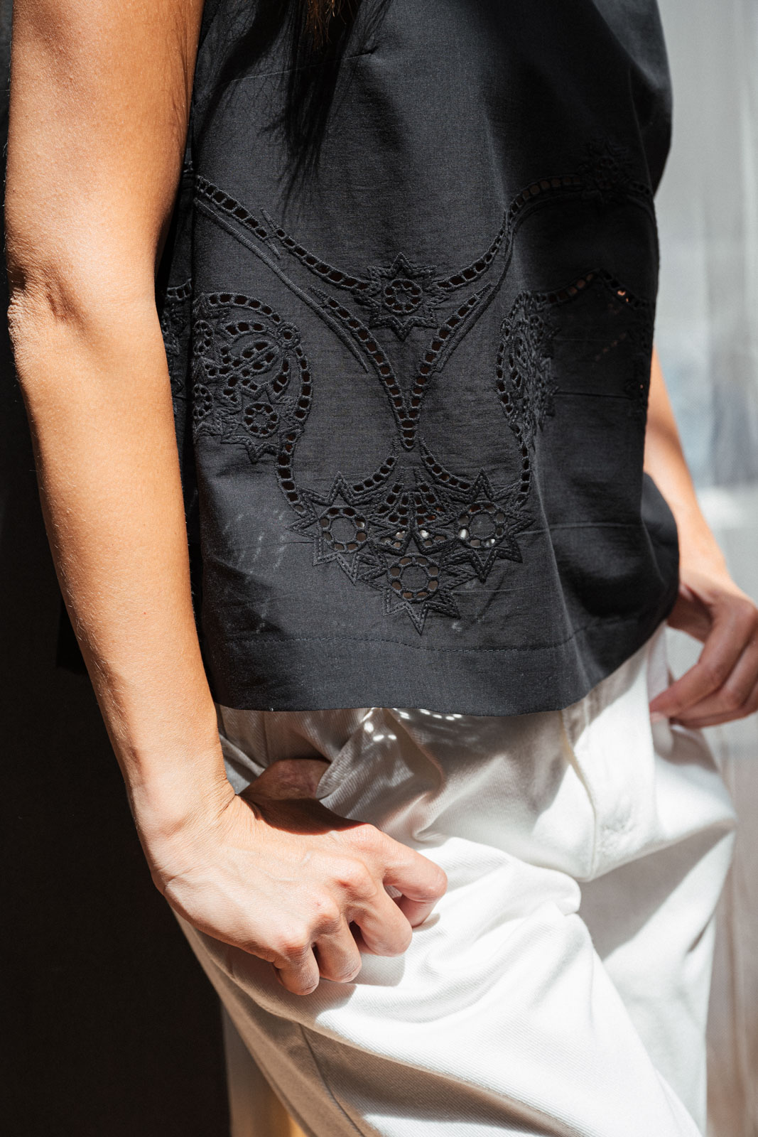 Tops Flora bordura black madeira