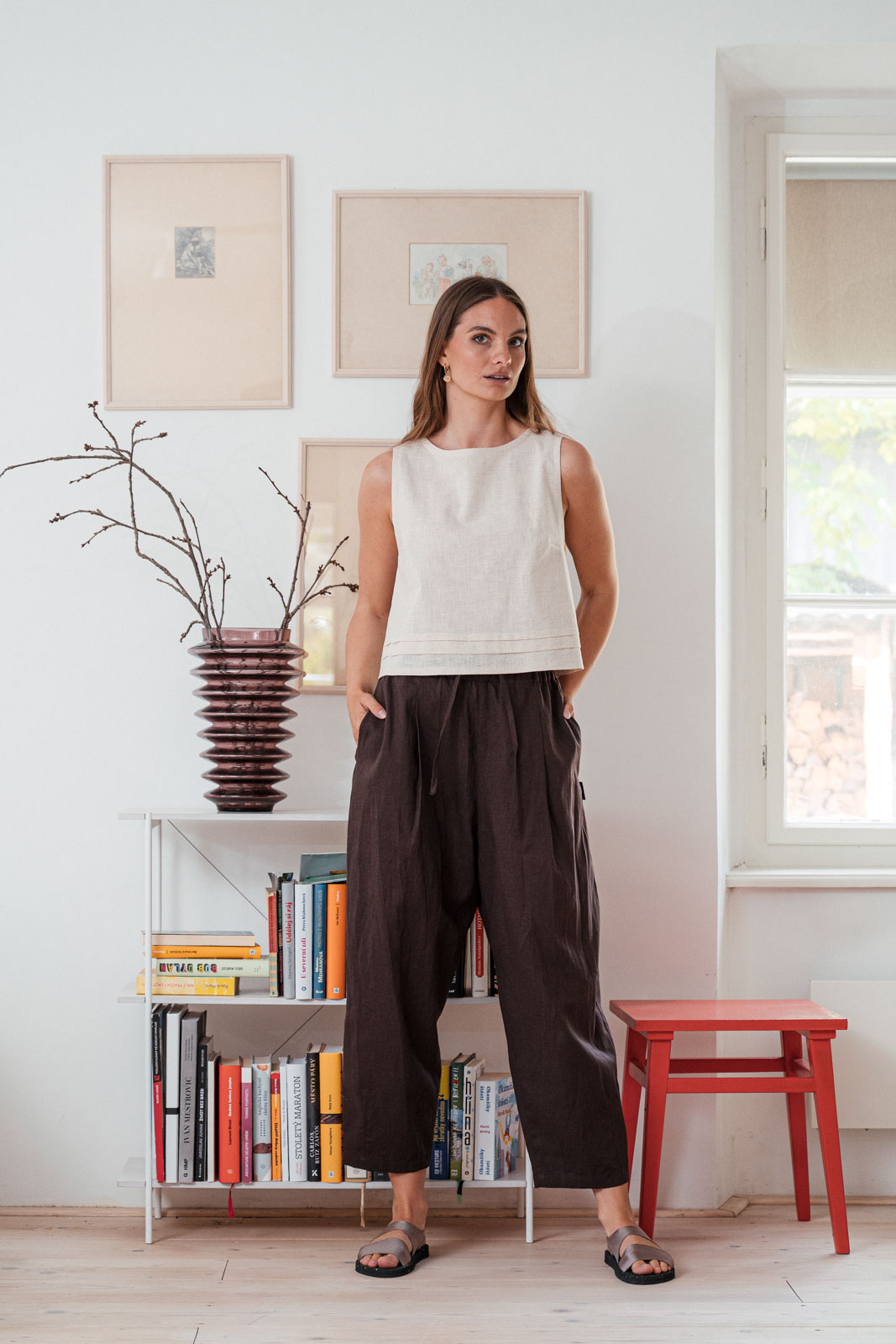 Kalhoty a �ortky Sunna Len chocolate linen