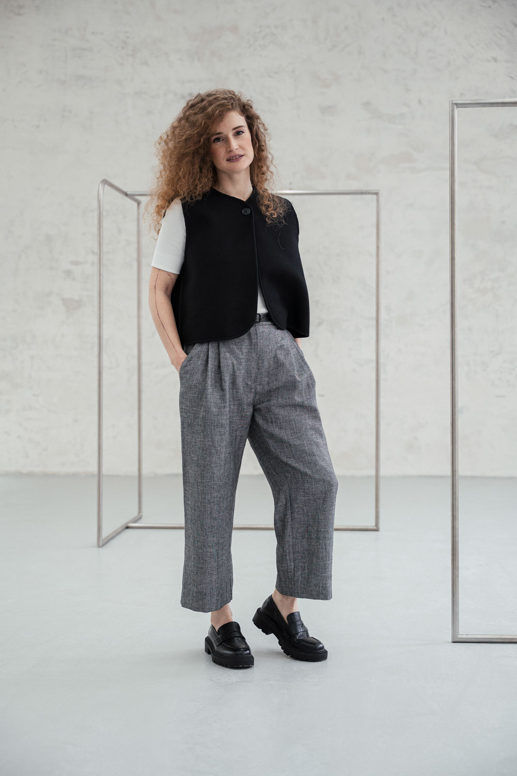 Kalhoty a �ortky Bela crop BW ryb� kostra