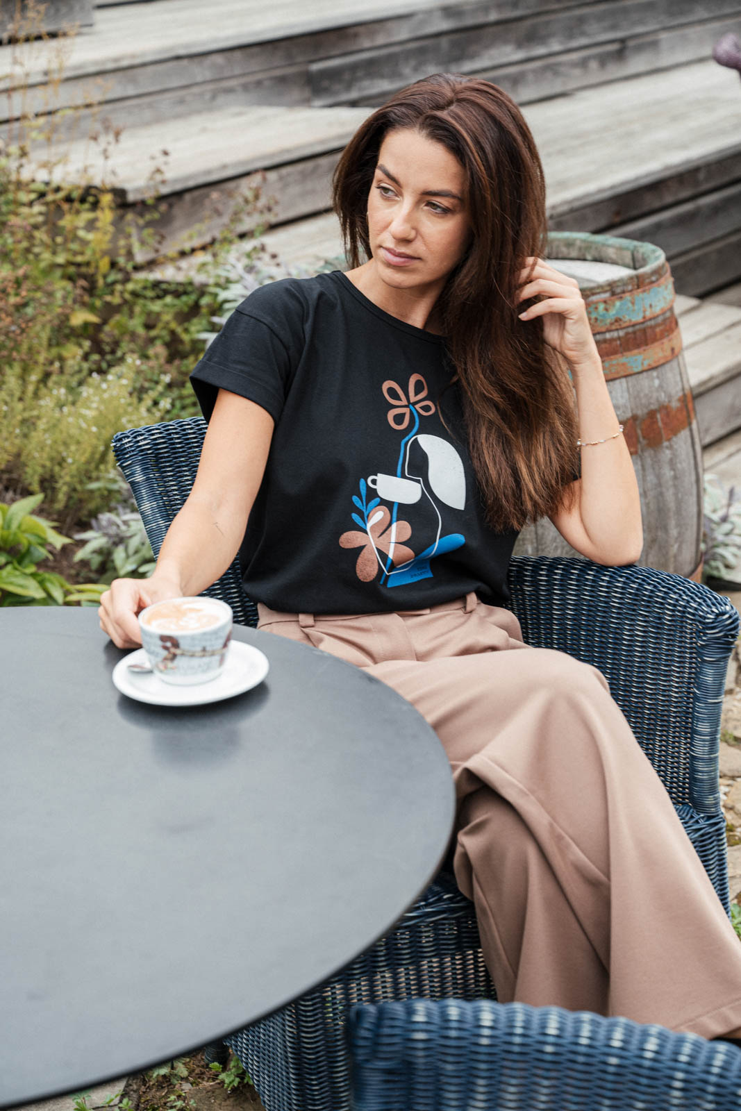 tri�ko s potiskem But first coffee black