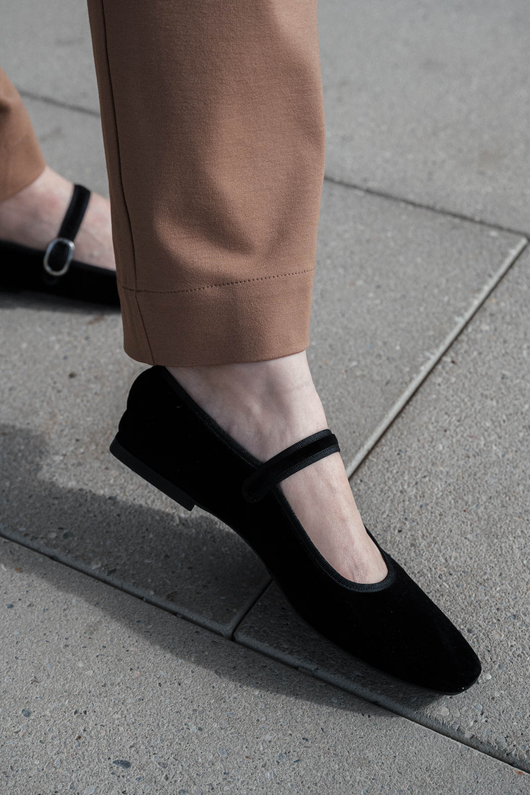 Kalhoty a �ortky Laura camel