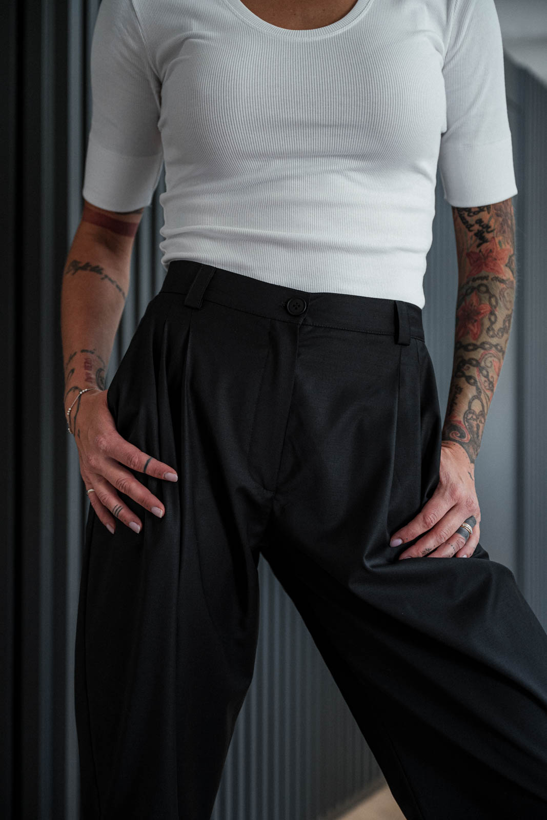 Kalhoty a �ortky Emily virgin wool black