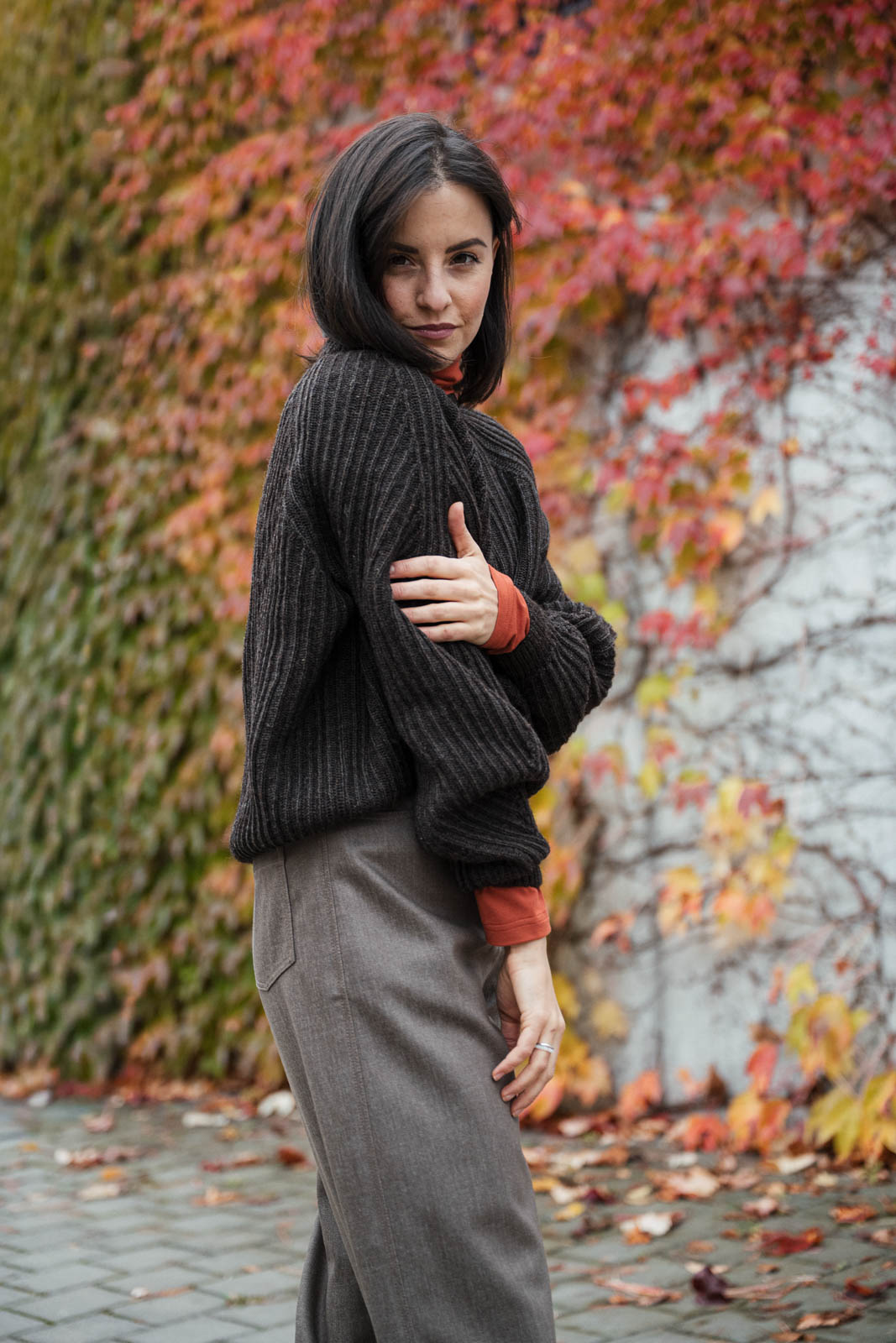 svetry merino Gwen dark chocolate