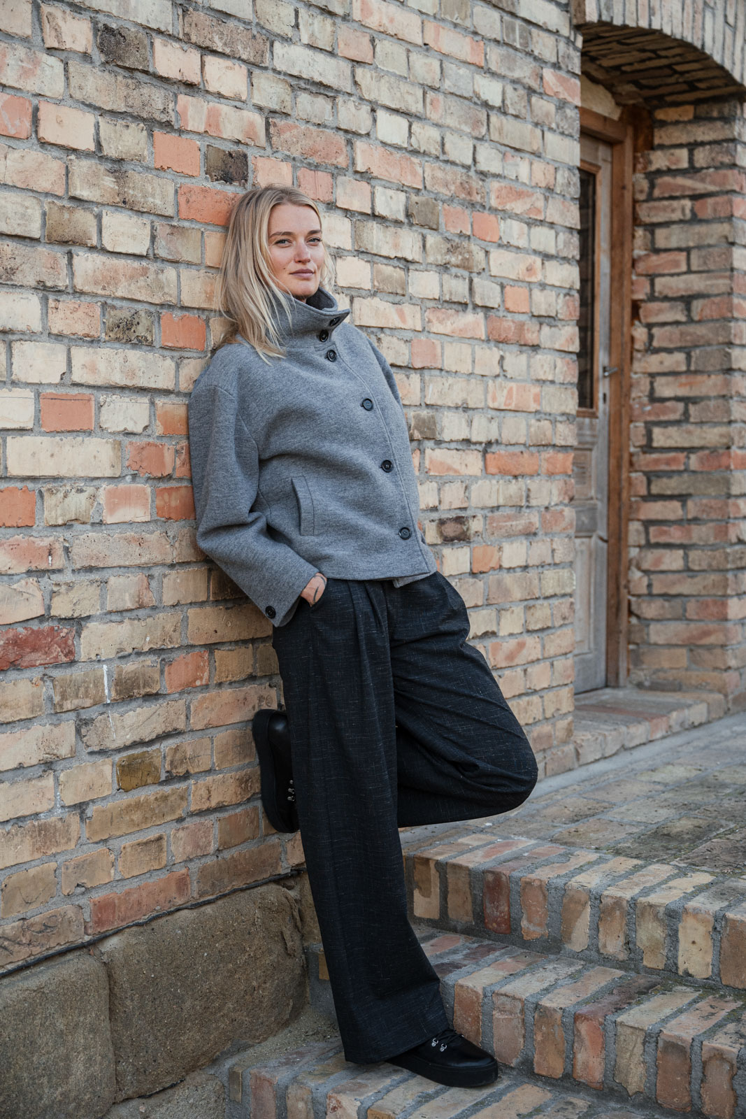 Kalhoty a �ortky Bela wool black melange