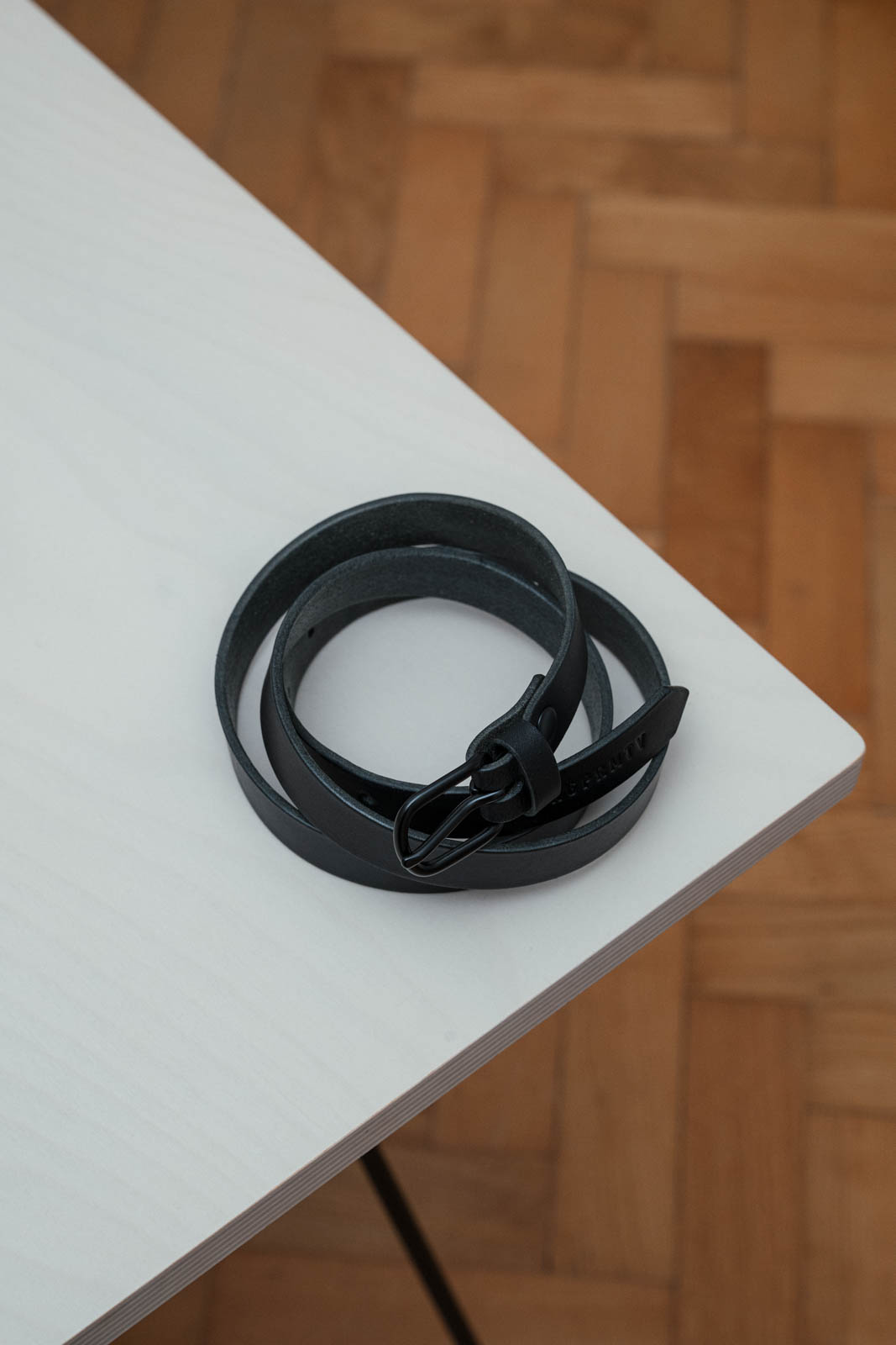 Opasek Ko�en� p�sek 2cm black leather
