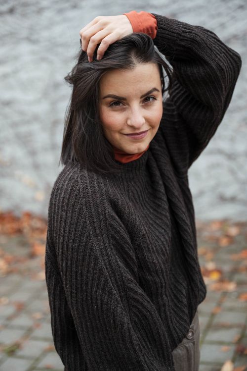 svetry merino Gwen dark chocolate