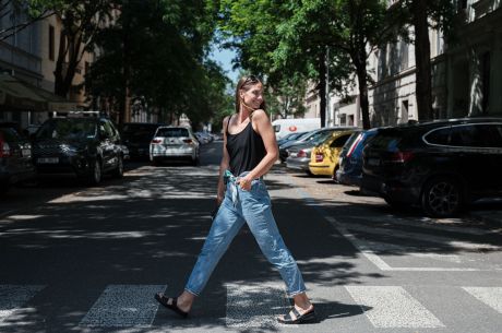 Editorial Neighborhood #17